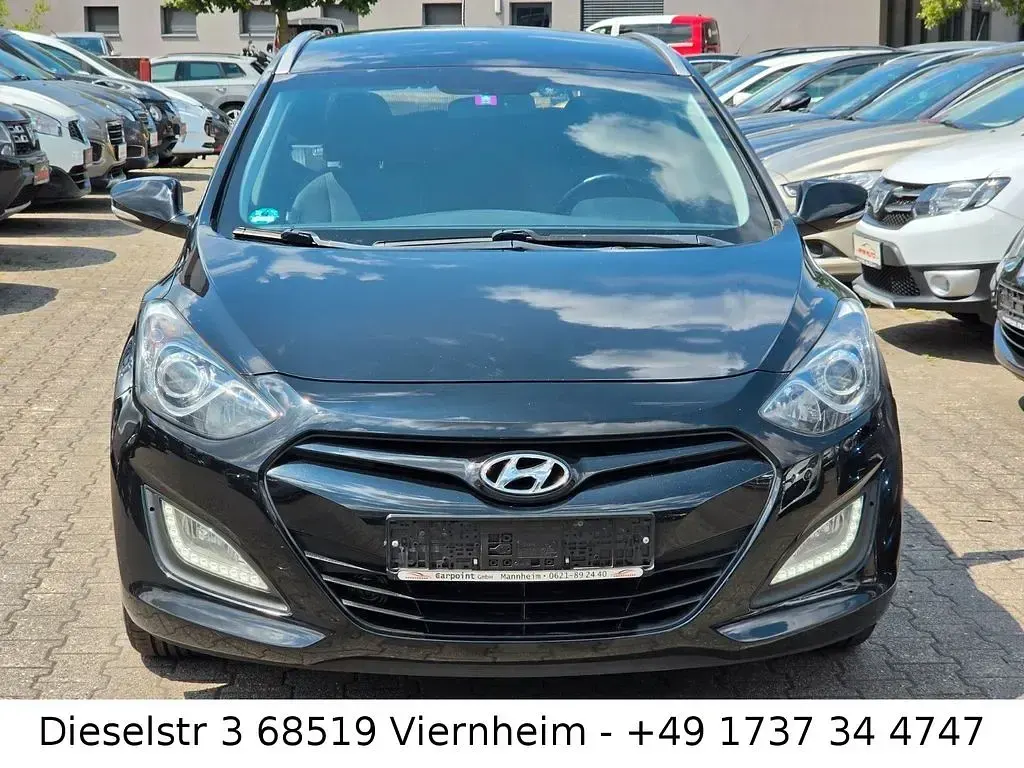 Gebraucht Hyundai i30 135 PS (99 kW) 2013 Schwarz Kombi