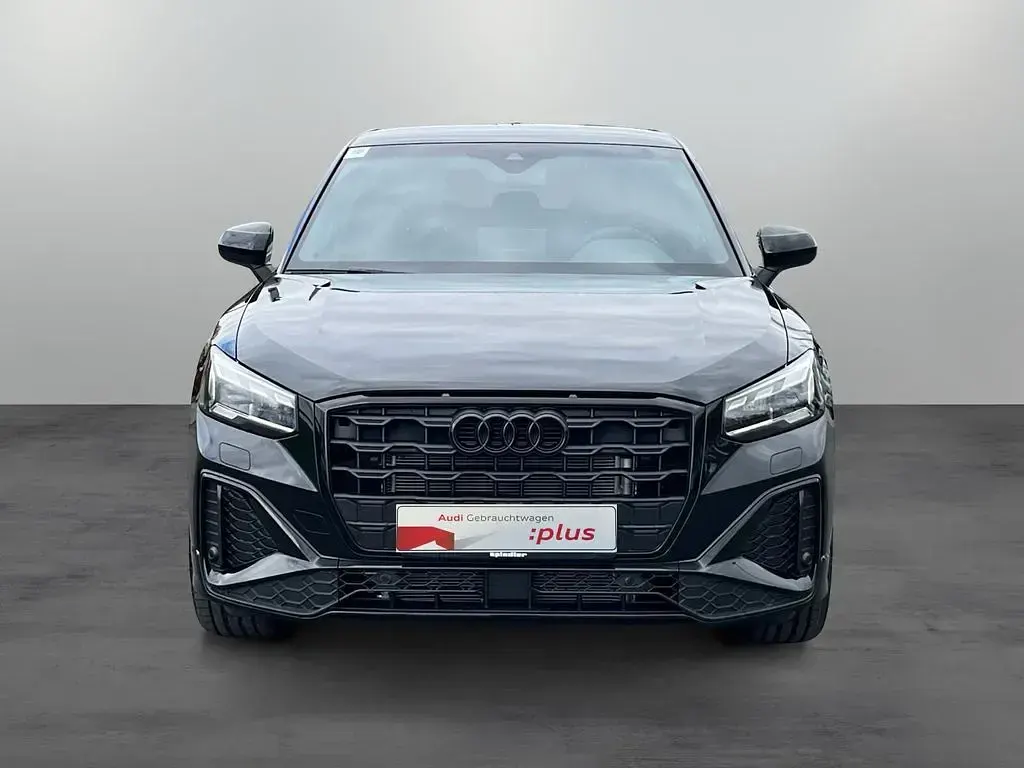 Używany Audi Q2 Competition 150 KM (110 kW) 2026 Czarny SUV