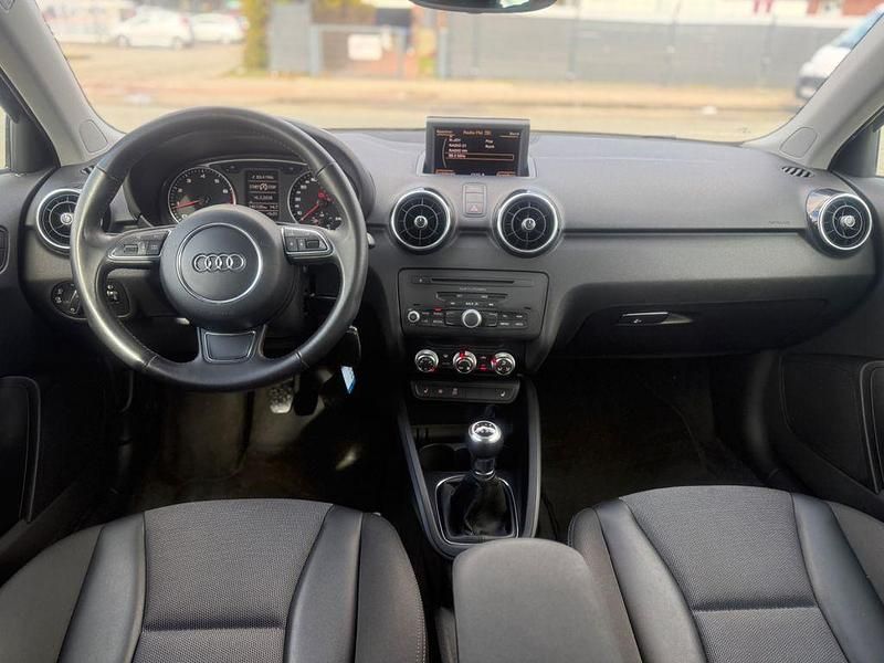 Gebraucht Audi A1 Ambition 86 PS (63 kW) 2012 Blau Kleinwagen