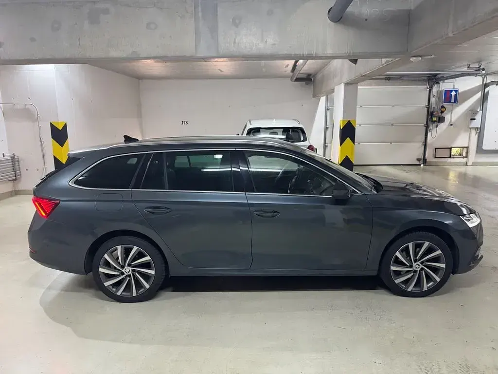 Gebraucht Skoda Octavia Style 150 PS (110 kW) 2021 Silber Kombi