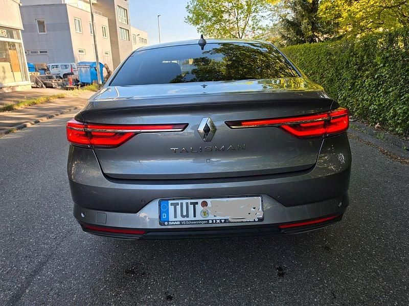 Gebraucht Renault Talisman Intens 160 PS (117 kW) 2022 Grau Limousine