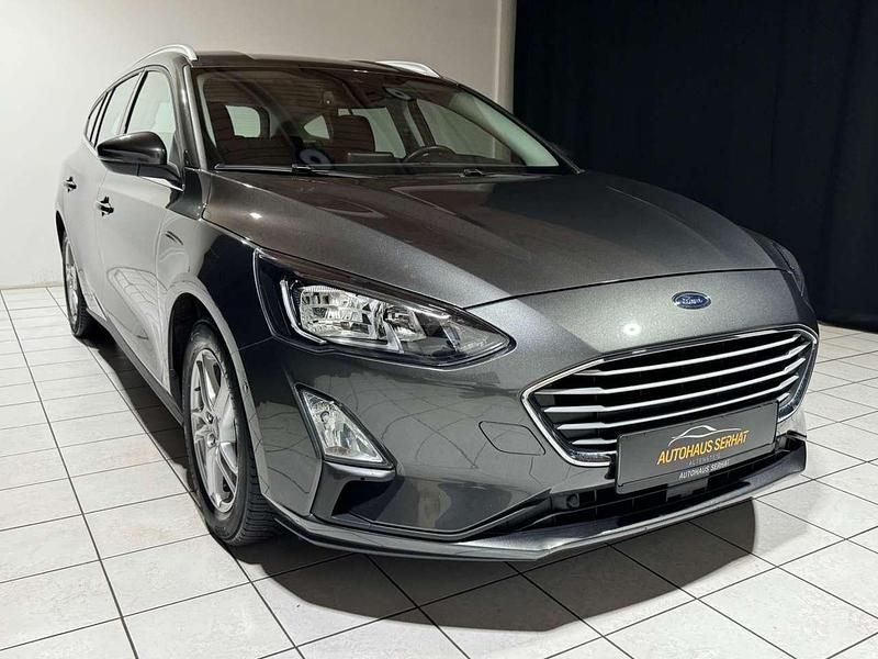 Gebraucht Ford Focus 125 PS (91 kW) 2020 Grau Kombi