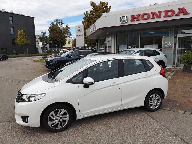 Gebraucht Honda Jazz Comfort 102 PS (75 kW) 2017 White orchid pearl Kleinwagen