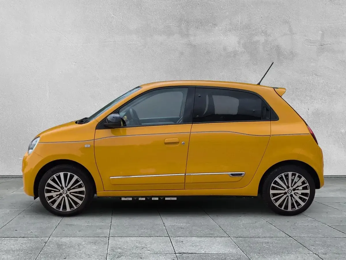 Gebraucht Renault Twingo Techno 60 kW (82 PS) 2023 Gelb Kleinwagen
