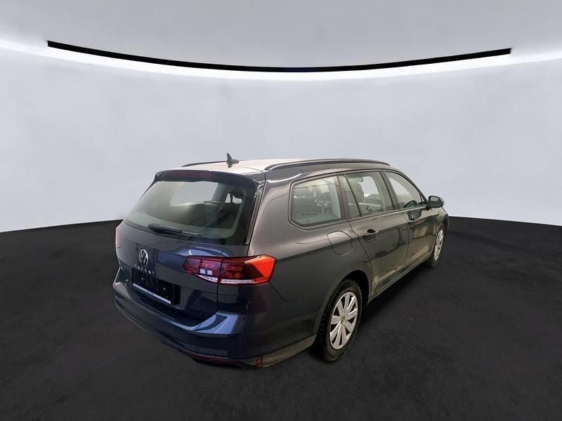 Gebraucht VW Passat Basis 122 PS (89 kW) 2020 Grau Kombi