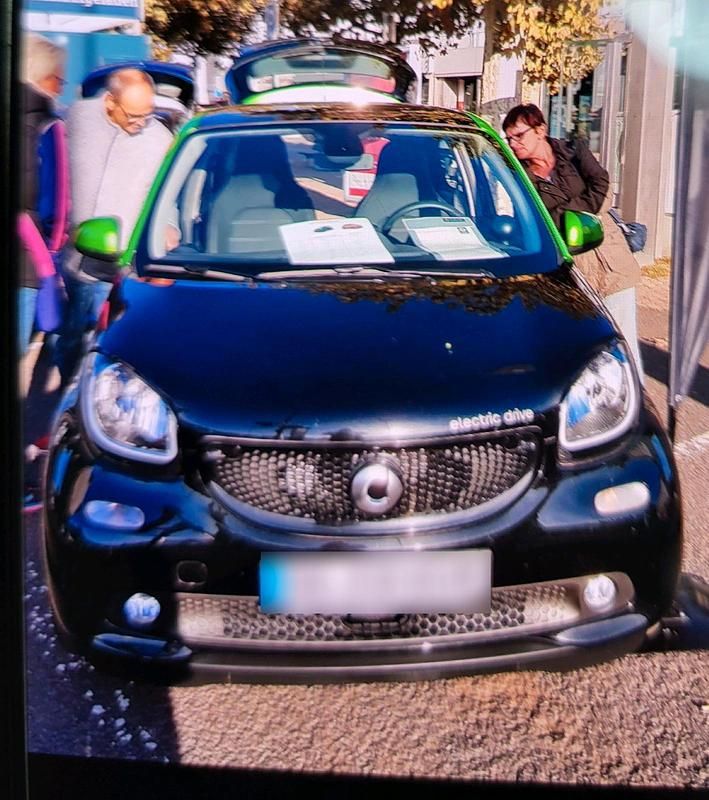 Gebraucht Smart ForFour Electric Drive Prime 60 kW (82 PS) 2017 Schwarz Limousine