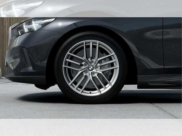 Neu BMW i5 250 kW (340 PS) 2026 Grau (sophistograu brillanteffekt metalli) Limousine