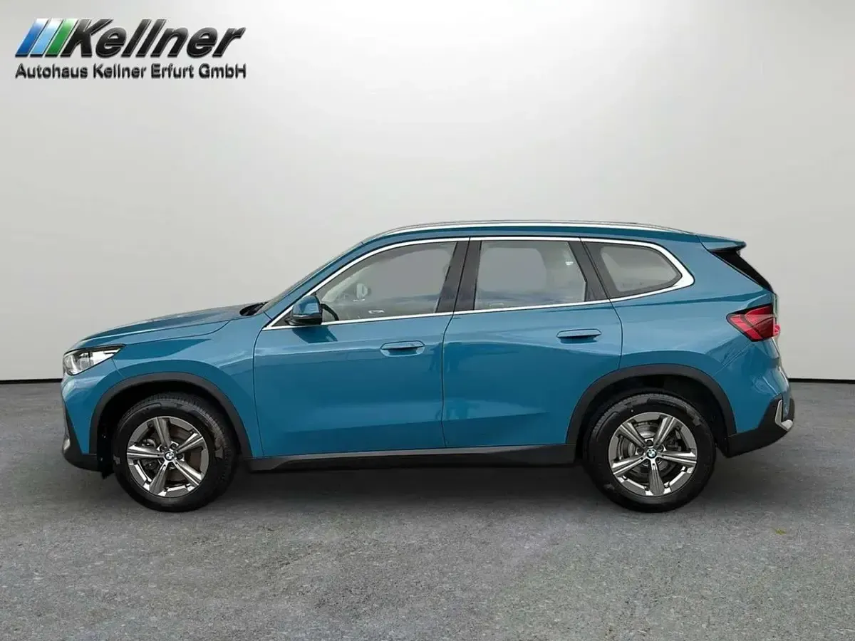 Gebraucht BMW X1 175 PS (128 kW) 2023 Blue bay lagoon met. SUV