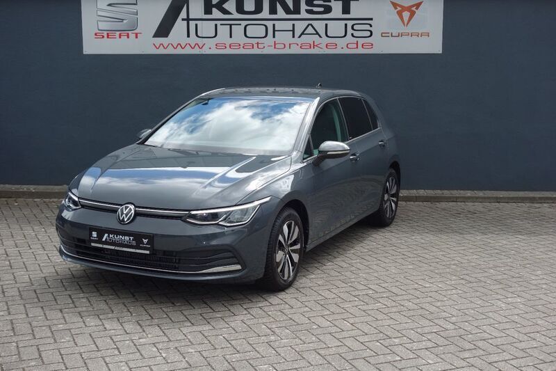 Grau Gebraucht 2024 VW Golf VIII Move Limousine | 24.990 € (Fairer Preis) - Bild 1/4
