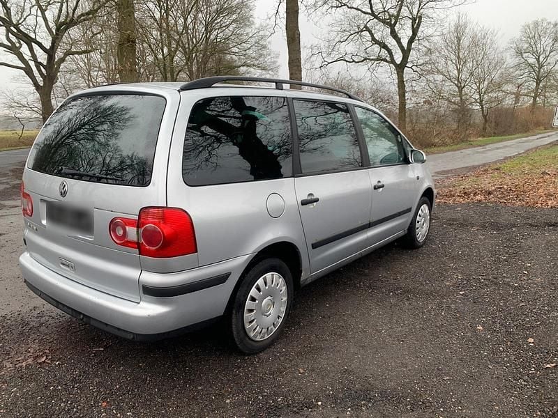 Gebraucht VW Sharan 115 PS (84 kW) 2007 Silber Van / Kleinbus