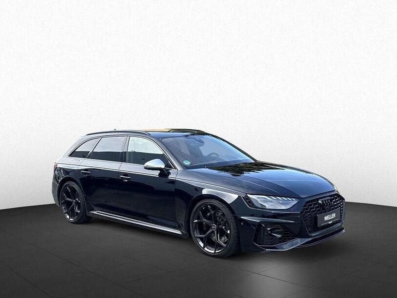 Gebraucht Audi RS4 Comfort 450 PS (330 kW) 2024 Sebringschwarz (schwarz) Kombi