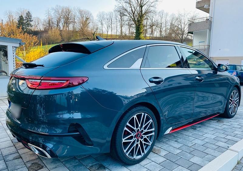 Gebraucht Kia ProCeed GT 204 PS (150 kW) 2019 Grau Kombi
