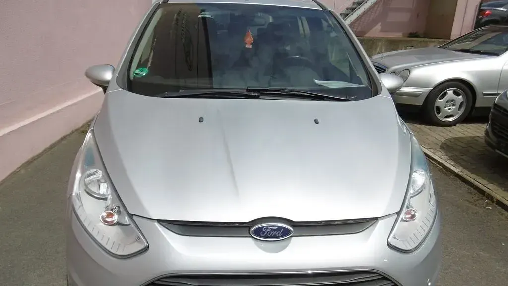 Używany Ford B-MAX Trend 101 KM (74 kW) 2014 Srebrny Minivan