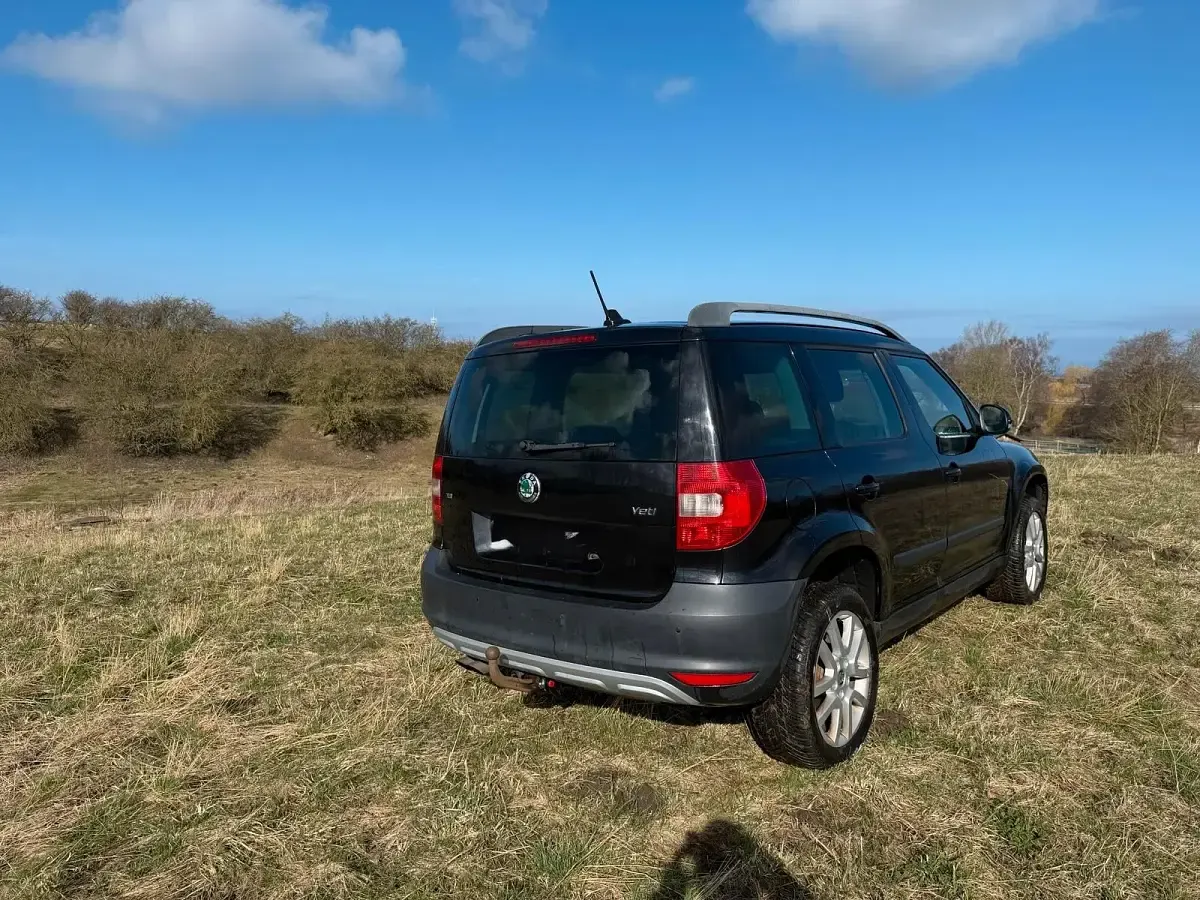 Brugt Skoda Yeti 110 HK (80 kW) 2011 Sort SUV