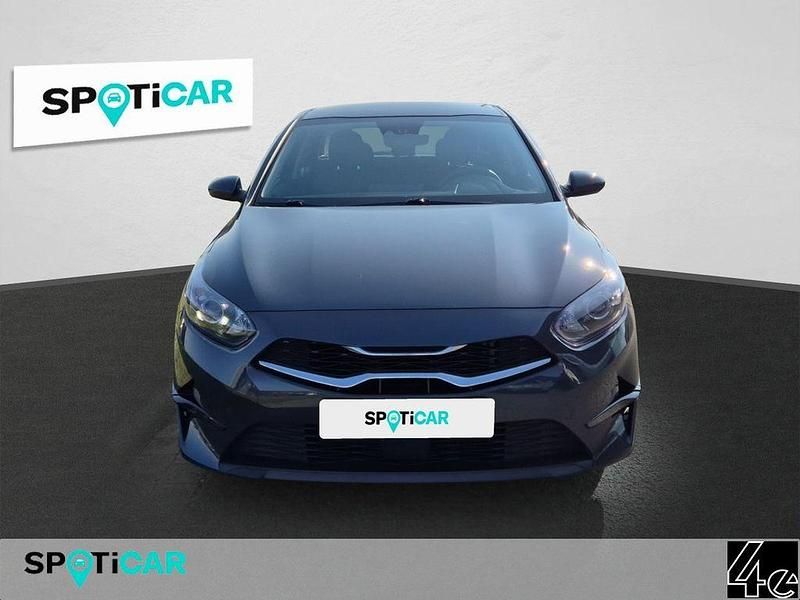 Gebraucht Kia Ceed 101 PS (74 kW) 2022 Grau Kleinwagen