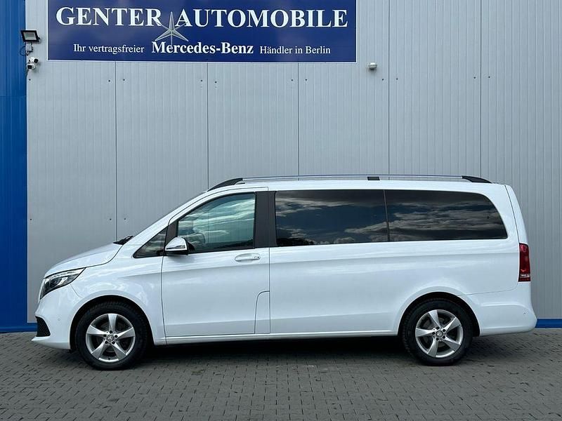 Gebraucht Mercedes V220 163 PS (119 kW) 2020 Weiß Van / Kleinbus