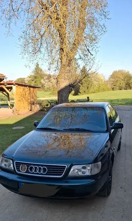 Second-hand Audi A6 140 CP (102 kW) 1997 Verde Berlinǎ
