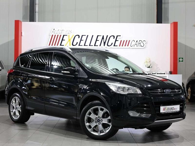 Gebraucht Ford Kuga Titanium 163 PS (119 kW) 2014 Panther schwarz SUV