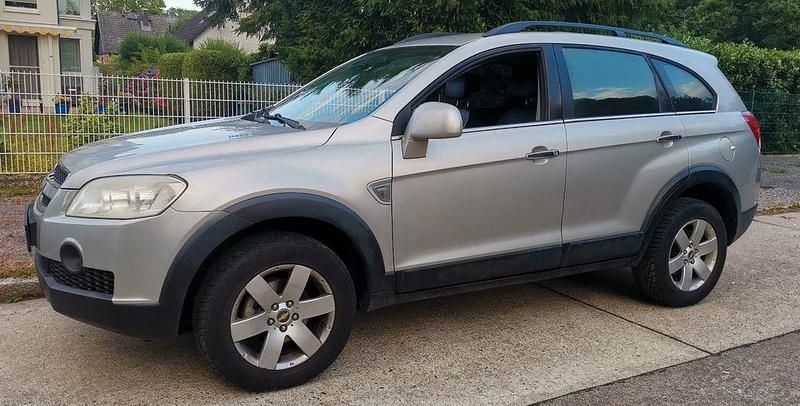 Gebraucht Chevrolet Captiva LS 136 PS (100 kW) 2008 Silber SUV
