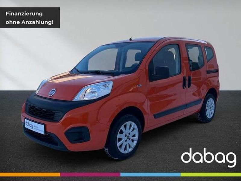 Orange Gebraucht 2018 Fiat Qubo Pop Van / Kleinbus | 9.975 € - Bild 1/4
