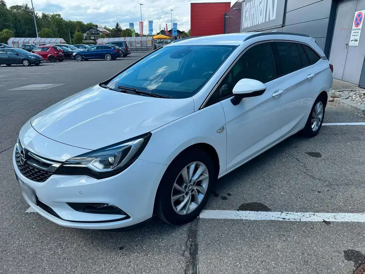 Gebraucht Opel Astra Innovation 150 PS (110 kW) 2017 Weiß Kombi