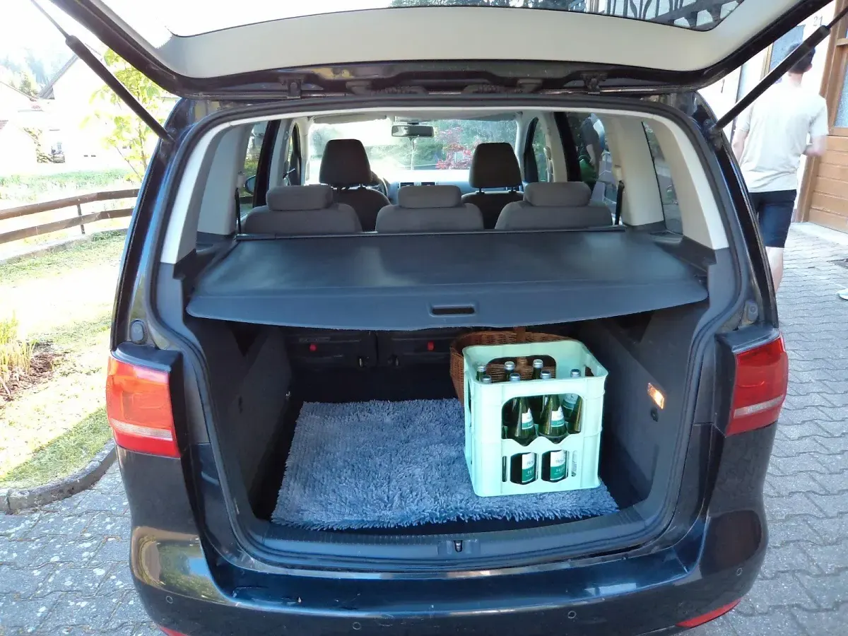 Gebraucht VW Touran 140 PS (102 kW) 2011 Schwarz Van / Kleinbus