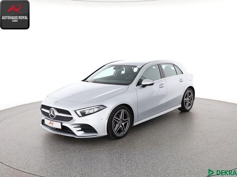 Silber (metallic) Gebraucht 2022 Mercedes A200 AMG Limousine | 28.880 € (Fairer Preis) - Bild 1/4