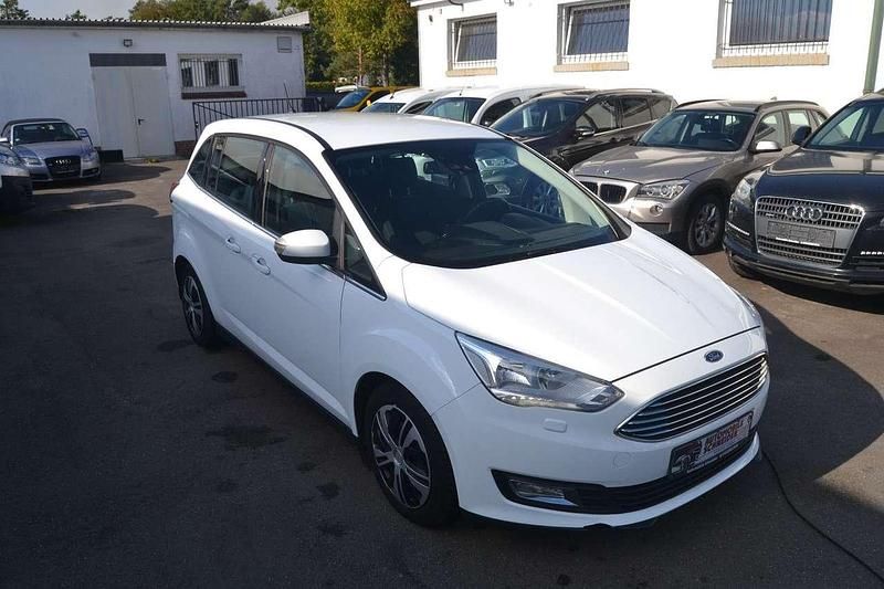 Gebraucht Ford Grand C-Max Titanium 170 PS (125 kW) 2018 Weiß Van / Kleinbus