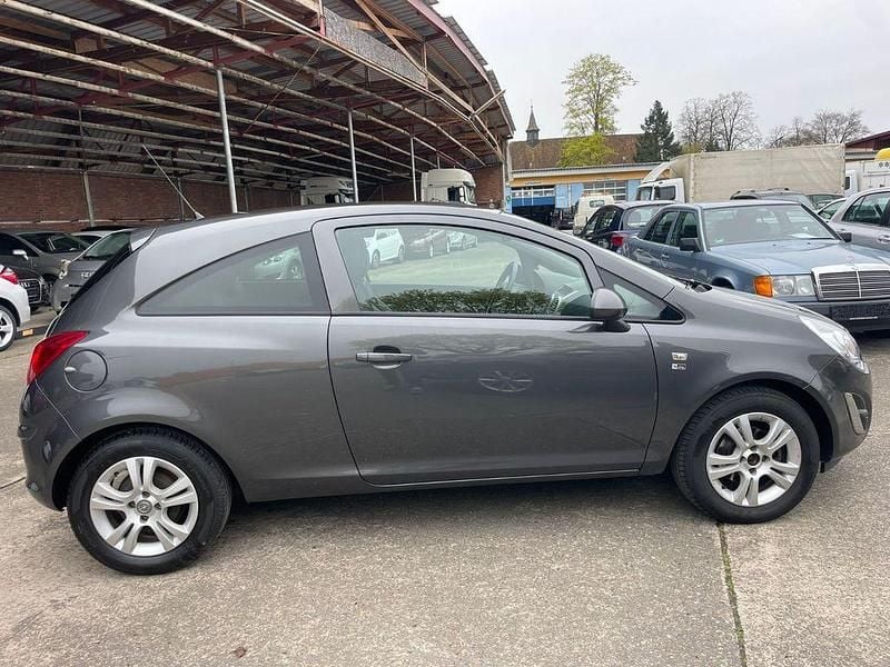 Gebraucht Opel Corsa 87 PS (63 kW) 2012 Grau Kleinwagen