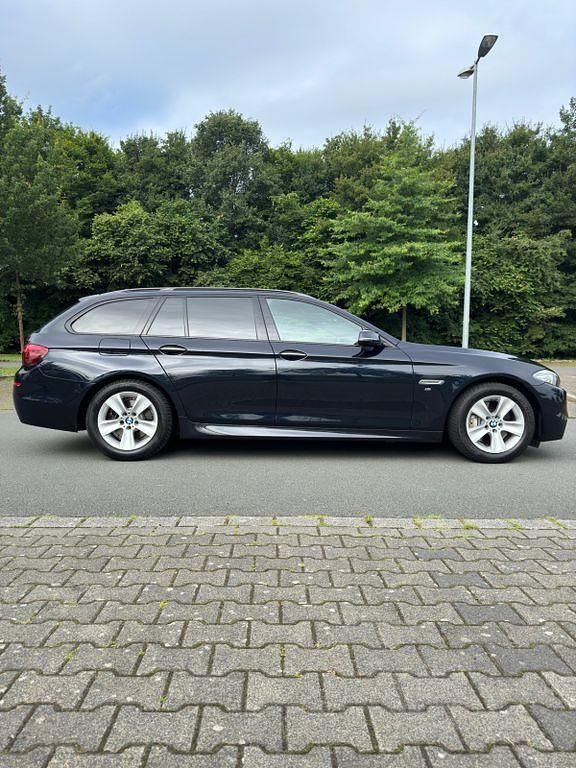 Gebraucht BMW 525 M Sport 218 PS (160 kW) 2016 Schwarz Kombi
