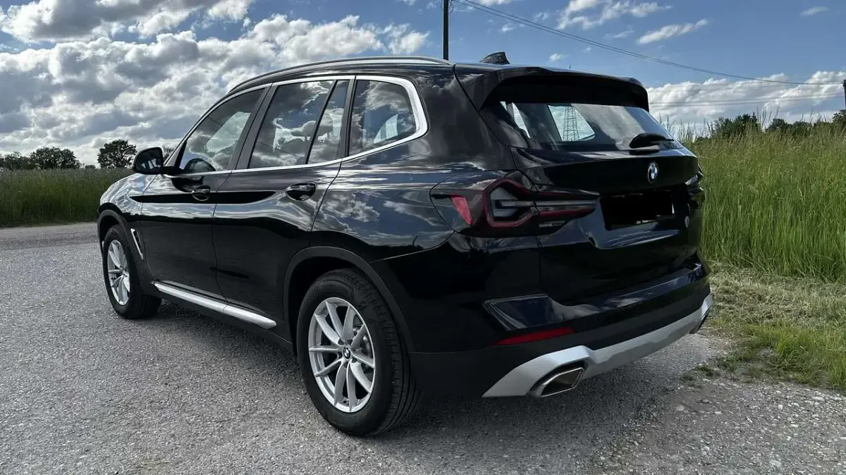 Gebraucht BMW X3 184 PS (135 kW) 2024 Schwarz SUV