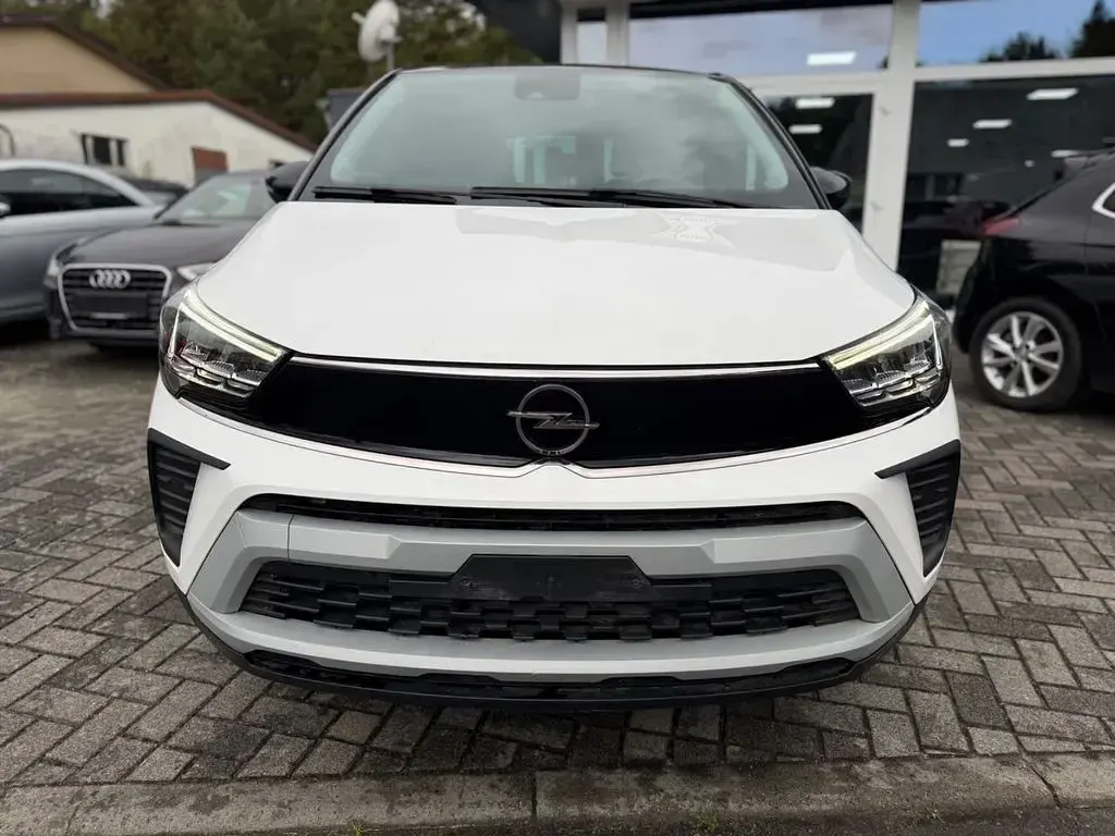 Używany Opel Crossland 131 KM (96 kW) 2024 Biały SUV
