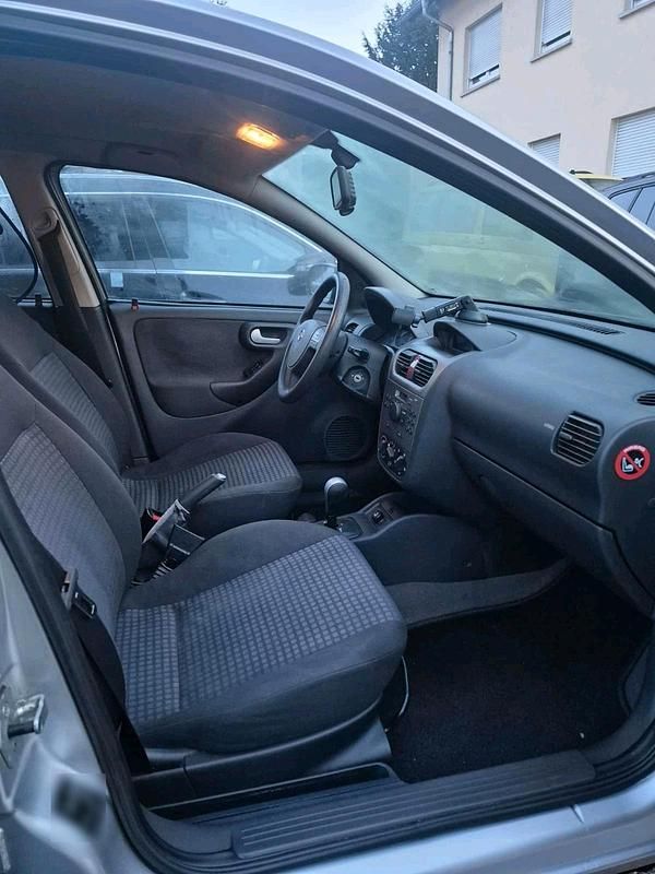 Gebraucht Opel Corsa 80 PS (58 kW) 2004 Kleinwagen