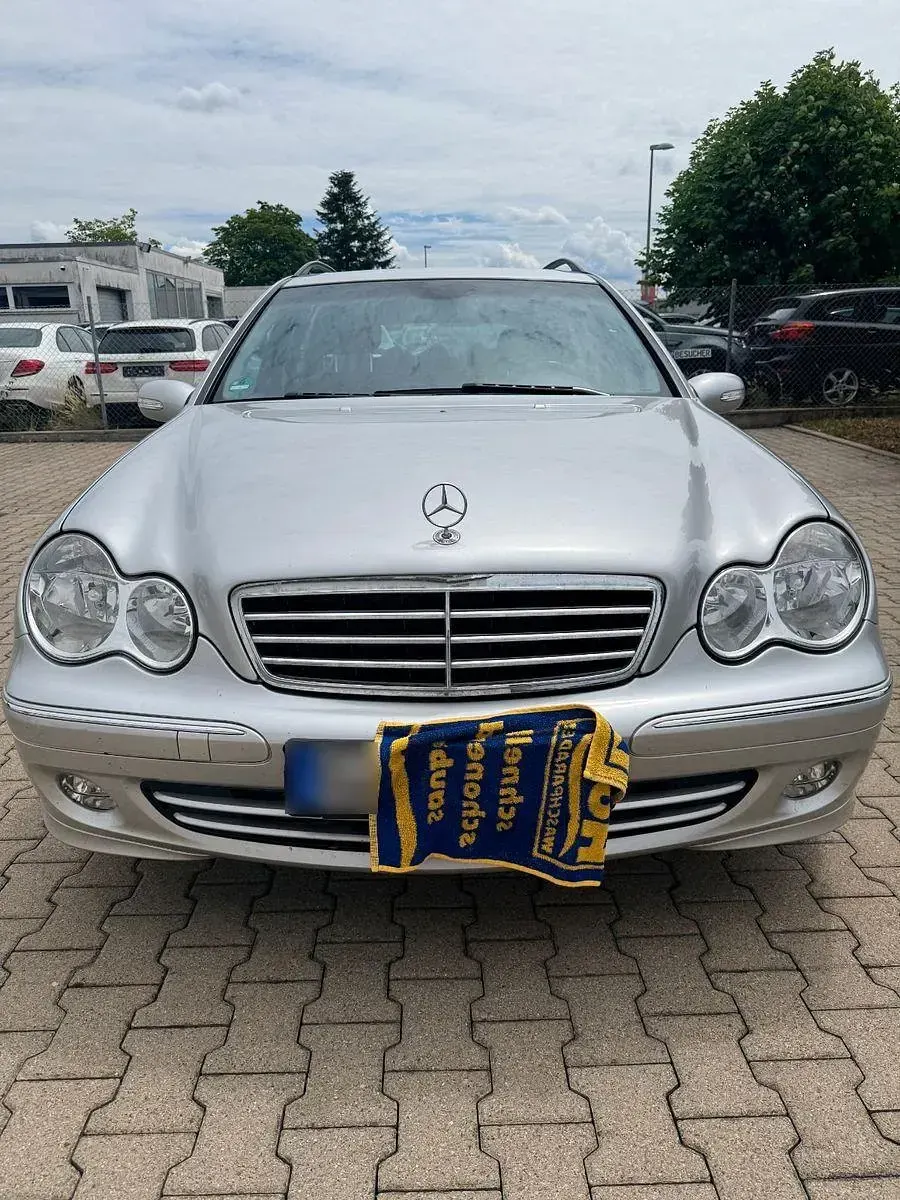 Gebraucht Mercedes C180 Avantgarde 143 PS (105 kW) 2004 Silber Kombi