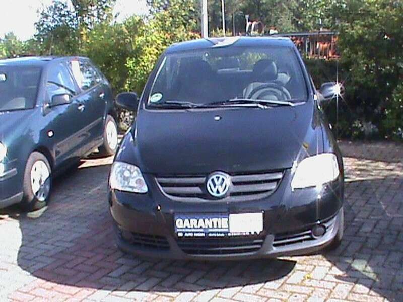 Schwarz Gebraucht 2009 VW Fox Refresh Kleinwagen | 2.890 € (Teuer) - Bild 1/4