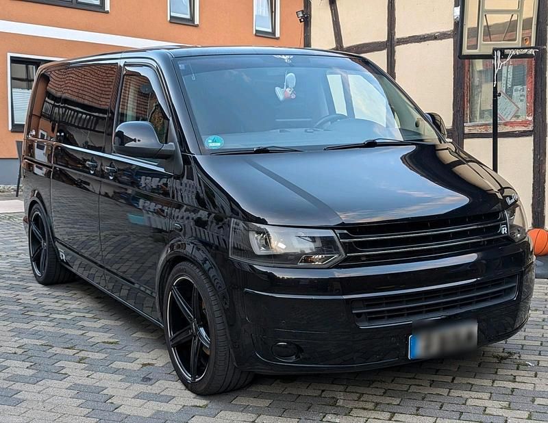 Gebraucht VW Caravelle 140 PS (102 kW) 2012 Schwarz Van / Kleinbus