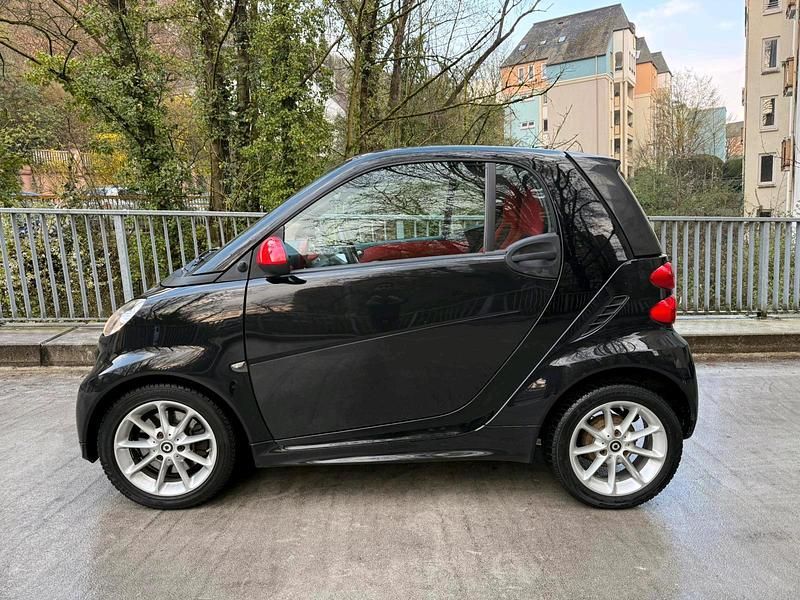 Gebraucht Smart ForTwo Coupé 71 PS (52 kW) 2014 Schwarz Coupé