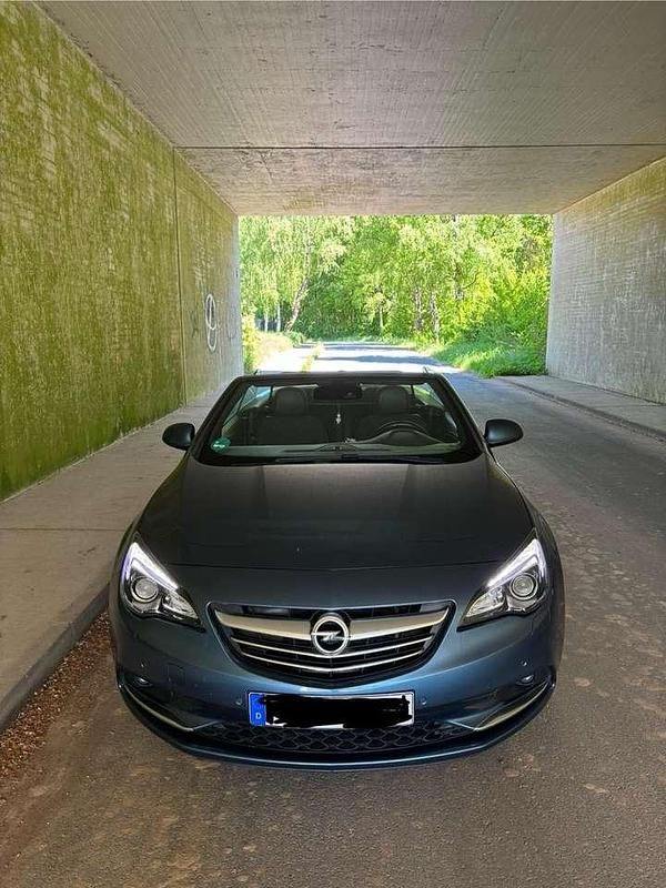 Gebraucht 2013 Opel Cascada Innovation Cabrio | 7.499 € - Bild 1/4