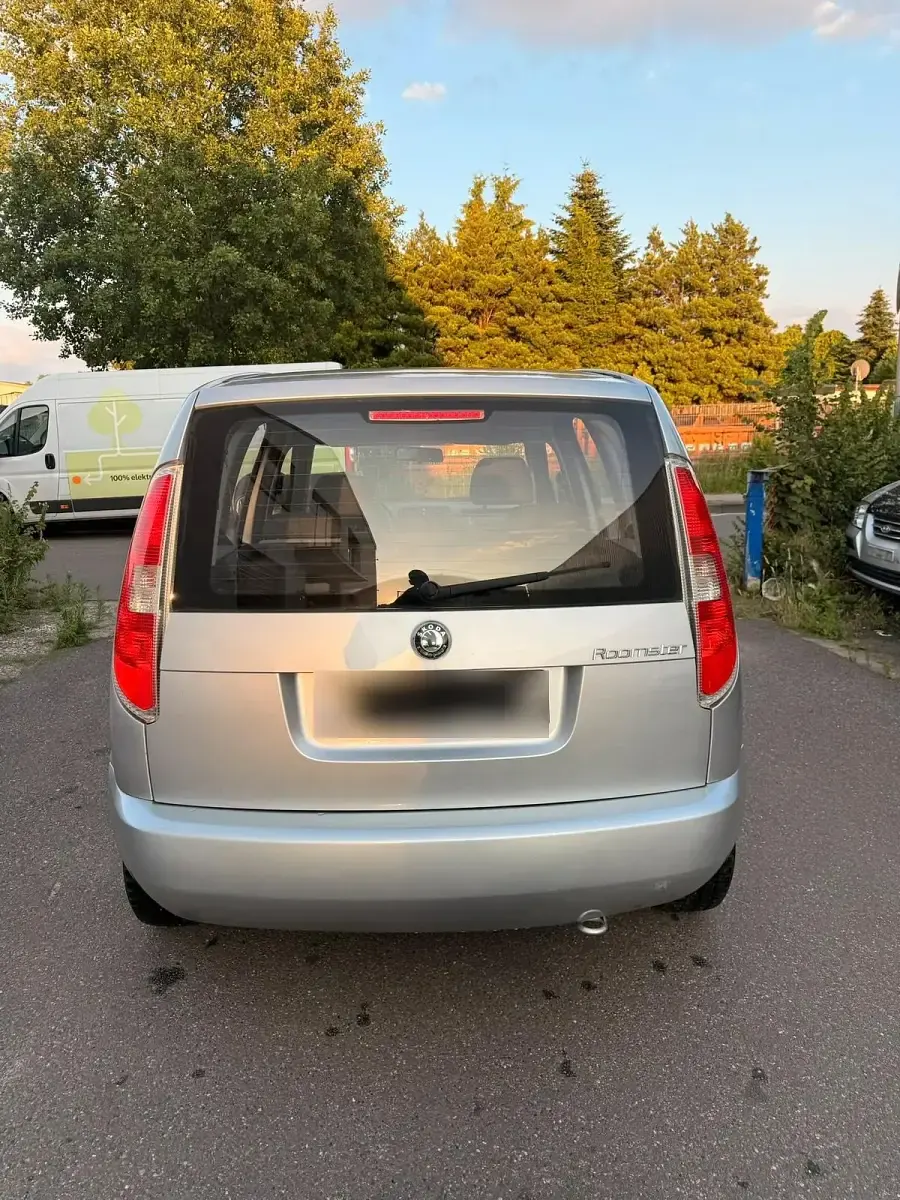 Gebraucht Skoda Roomster 70 PS (51 kW) 2010 Grau Van / Kleinbus
