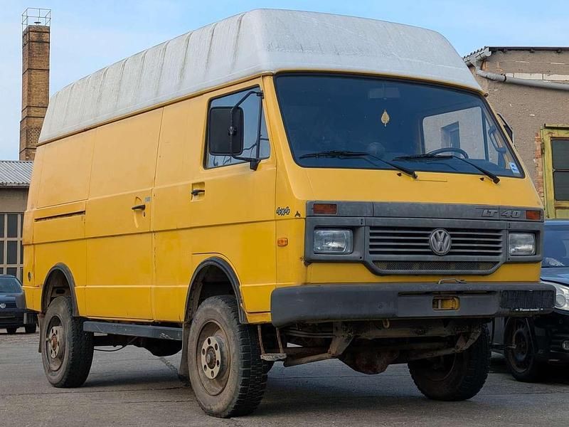 Gelb Gebraucht 1993 VW LT Van | 16.500 € - Bild 1/4