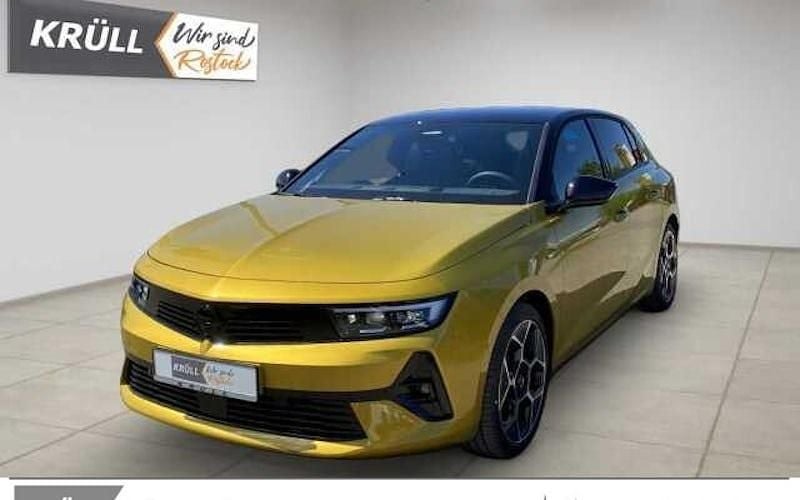 Neu Opel Astra 130 PS (95 kW) 2025 Gelb Kombi
