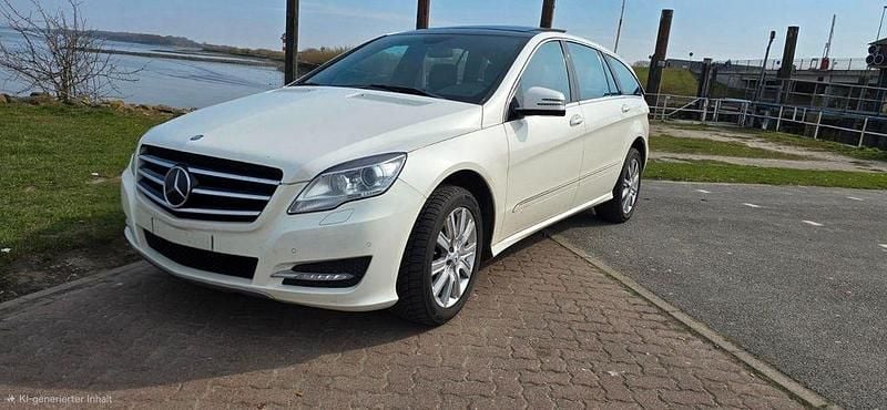 Gebraucht Mercedes R350 265 PS (194 kW) 2012 Weiß Van / Kleinbus