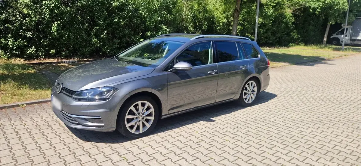 Gebraucht VW Golf VII 150 PS (110 kW) 2019 Silber Kombi