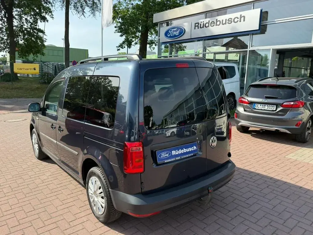 Gebraucht VW Caddy Trendline 102 PS (75 kW) 2018 Blau Van / Kleinbus