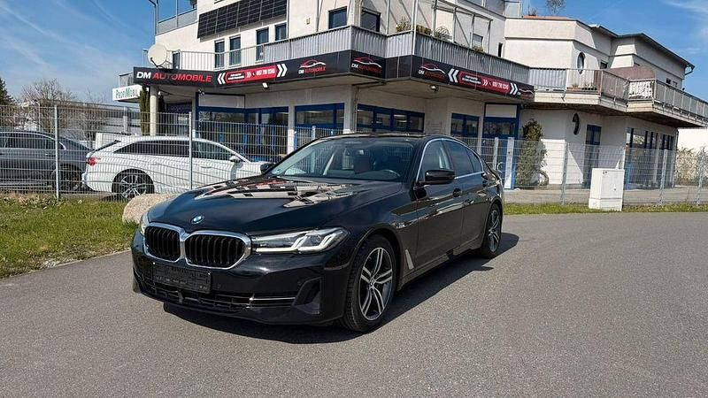 Gebraucht BMW 520 Performance 190 PS (139 kW) 2022 Schwarz Limousine