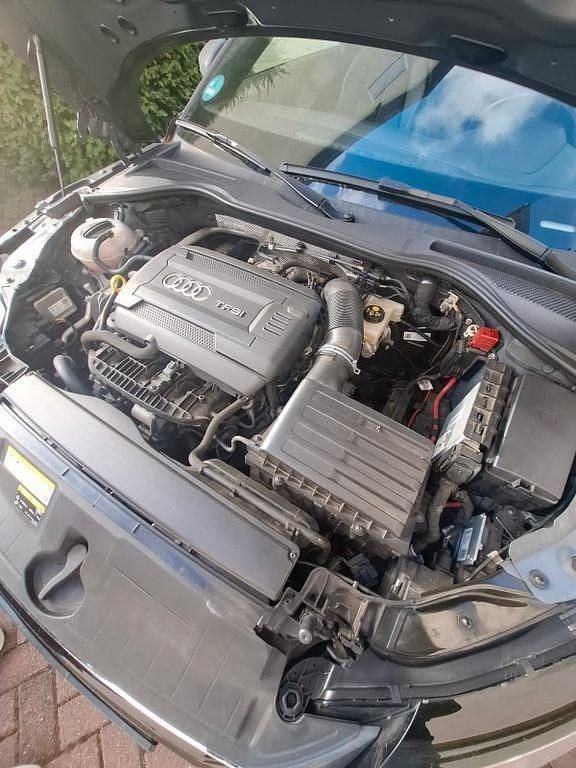 Gebraucht Audi TT Sport 179 PS (131 kW) 2016 Grau Coupé