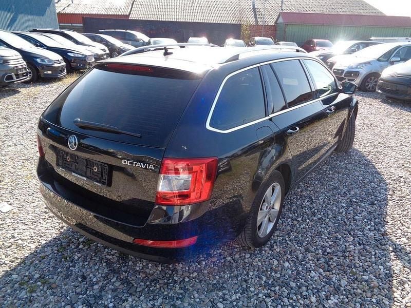 Gebraucht Skoda Octavia Style 150 PS (110 kW) 2016 Schwarz Kombi