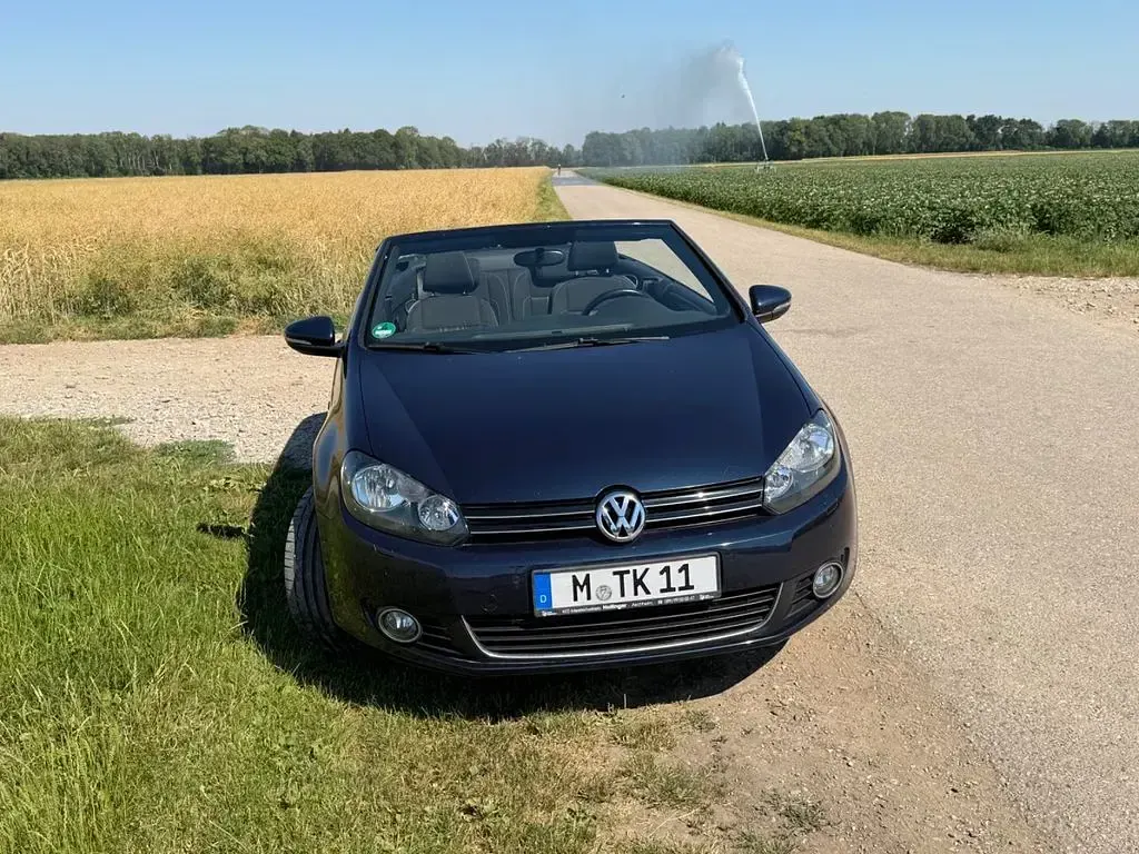 Gebraucht VW Golf Cabriolet LOUNGE 125 PS (91 kW) 2015 Blau Cabrio