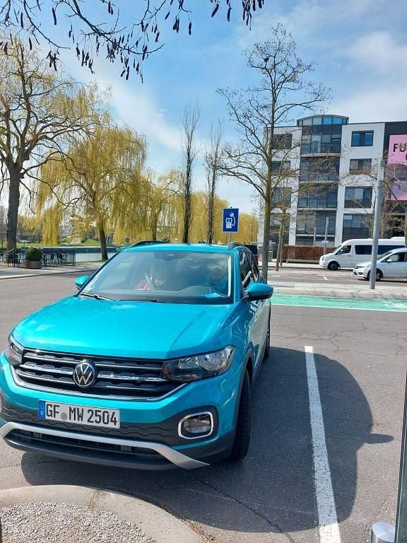 Grün Gebraucht 2022 VW T-Cross Active SUV | 18.000 € (Guter Preis) - Bild 1/2