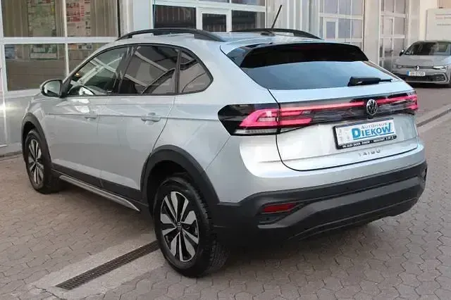 Używany VW Taigo Move 110 KM (80 kW) 2024 Srebrny SUV